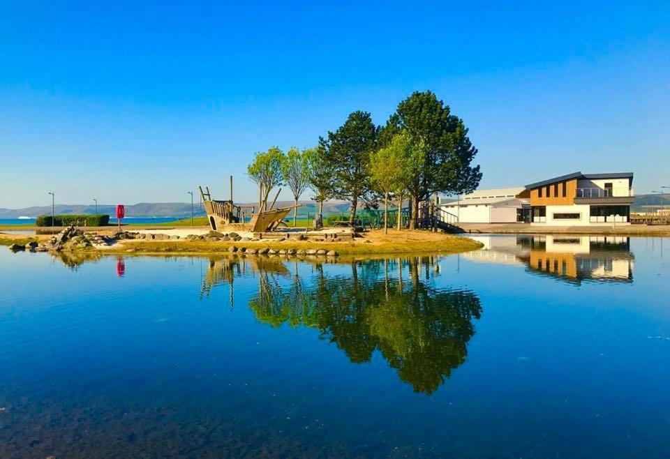 Lodge Cabin With Fabulous Views - Farm Holiday Stranraer Exteriör bild